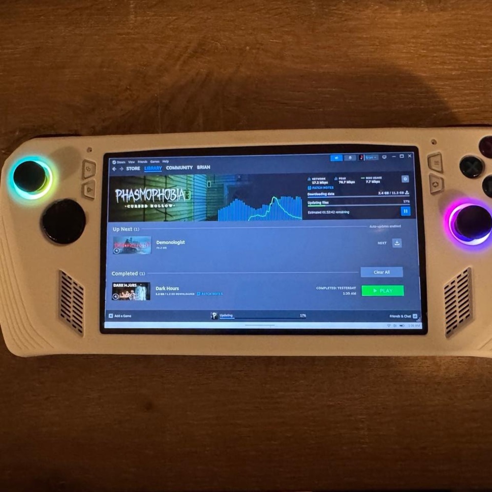 ROG Ally 7" 120Hz FHD 1080p Gaming Handheld Touchscreen AMD Ryzen Z1 Extrem - Picture 2 of 4